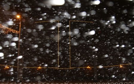 大雪压镜图片