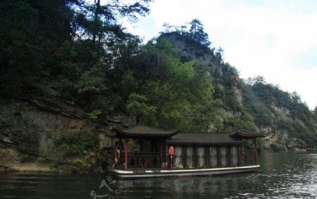 张家界宝峰湖图片