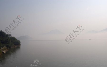 临安青山湖风景图片