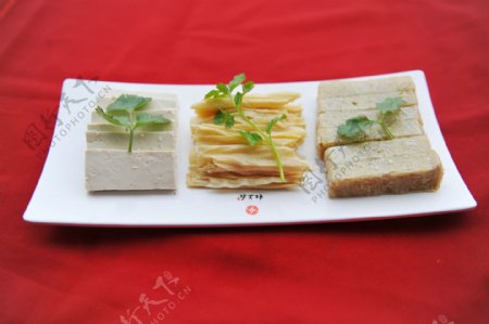 豆腐三拼图片