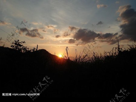 黄昏夕阳图片