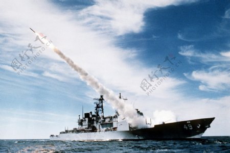 提康德罗加级导弹巡洋舰图片