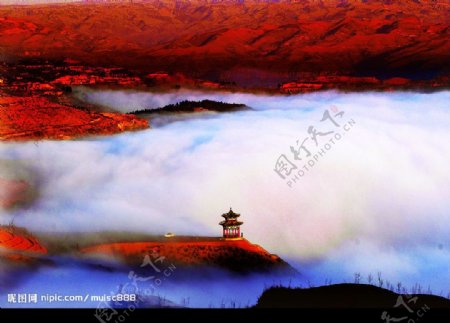 雾锁乾坤湾图片