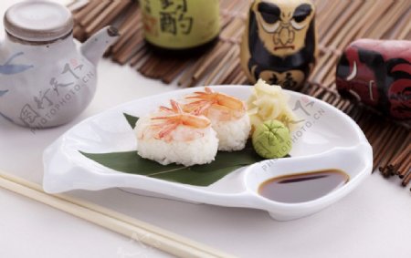 日本餐寿司图片