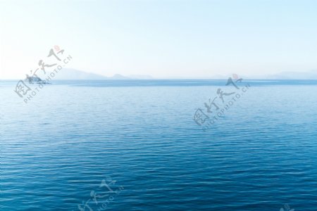 海水蓝色图片