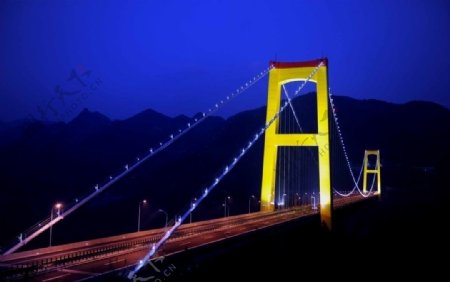 沪蓉西特大桥图片