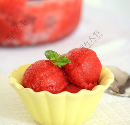 草莓水果挞图片