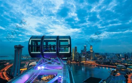 新加坡滨海湾黄昏俯瞰图片