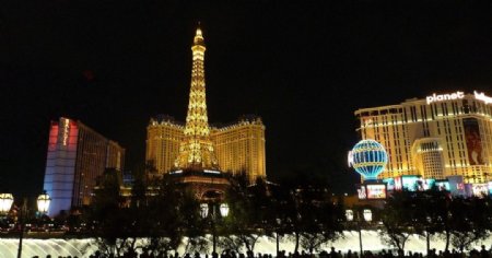 拉斯维加斯巴黎酒店夜景图片