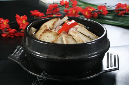 石锅黑豆腐图片