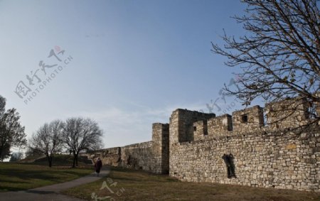 古堡围墙图片