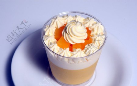 芒果三色奶冻图片