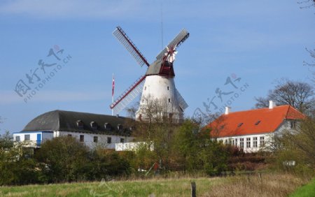 丹麦Dybbol的风车图片