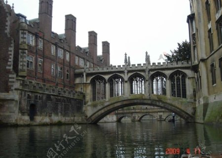 英国剑桥大学叹息桥图片