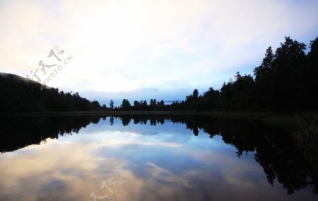马瑟森湖图片