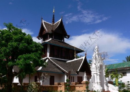 泰国清迈之寺庙兰纳风格建筑图片