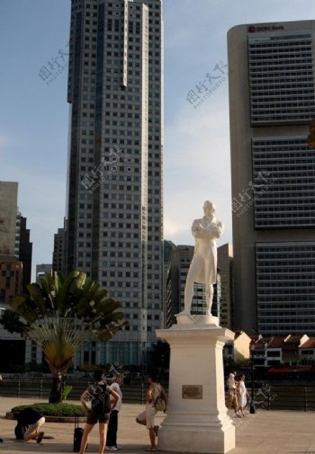新加坡莱佛士雕塑图片