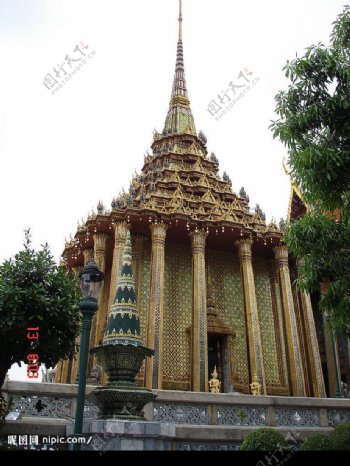 泰国皇宫内的建筑11图片