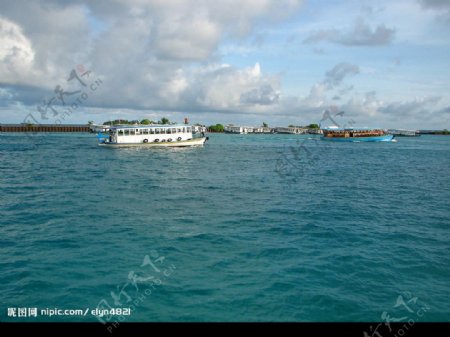 马尔代夫的海水图片