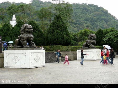 台灣台北國立故宮博物院入口對獅图片
