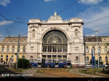 布达佩斯火车东站正面图片