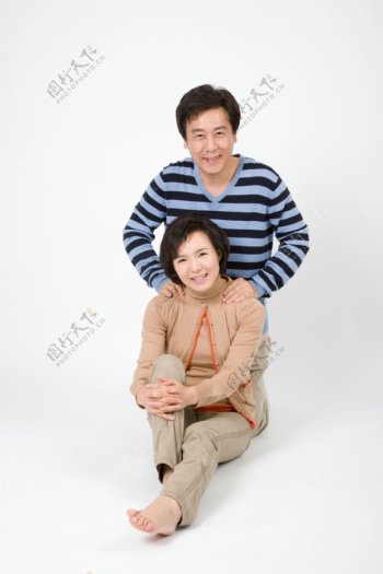 中年夫妇图片