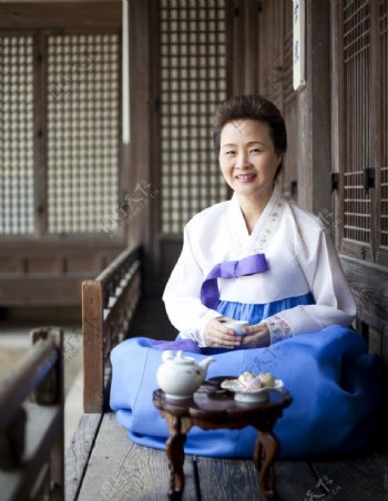韩国老妇人图片
