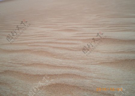 沙漠波浪图片