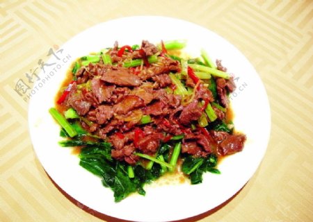 牛肉炒芥兰图片