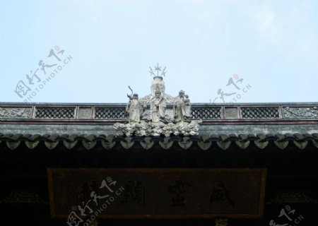 屋顶神仙雕塑图片