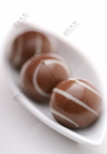 巧克力圆形巧克力图片