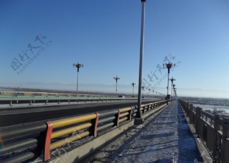 伊犁河二桥图片