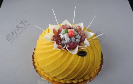 九月栗语栗子蛋糕图片