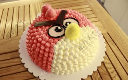 愤怒的小鸟蛋糕图片