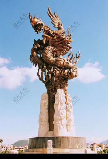 中国最大铜龙雕图片