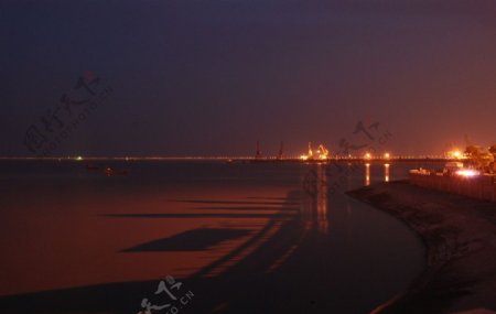 跨海大桥夜景图片