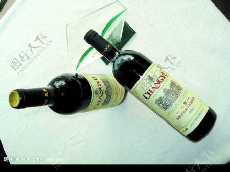 张裕赤霞珠干红葡萄酒图片