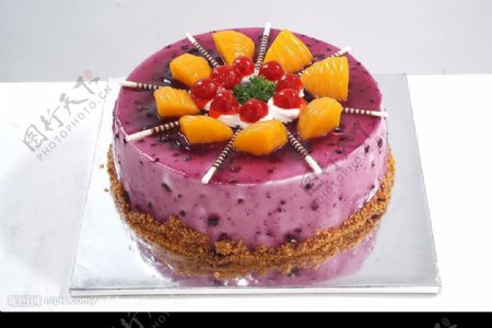蓝莓欧式蛋糕图片