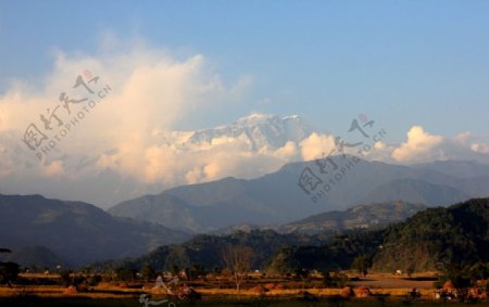 尼泊尔博卡拉雪山图片