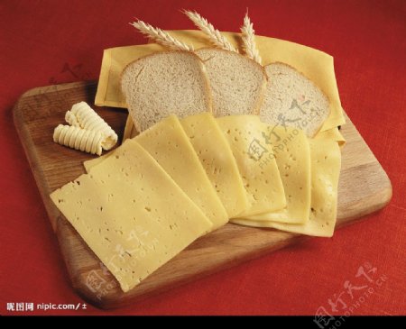 切片奶酪和切片面包图片
