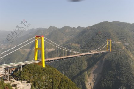 沪渝高速公路四渡河桥图片