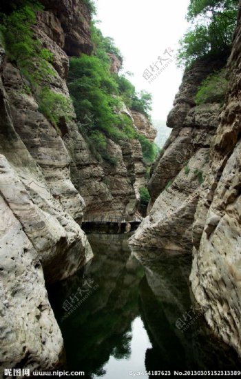 河南渑池仰韶大峡谷图片