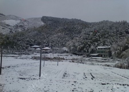 江郎山雪景图片