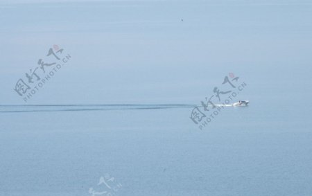 洱海泛舟图片