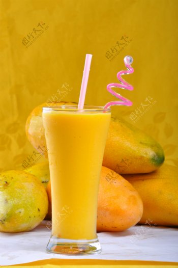 芒果牛奶图片