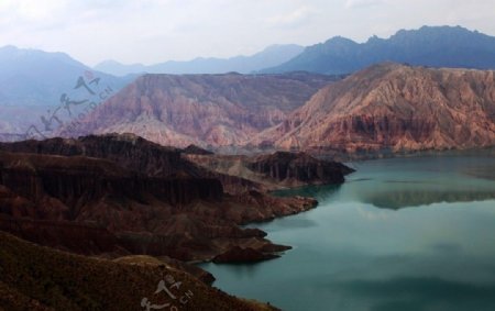 李家峡库区图片