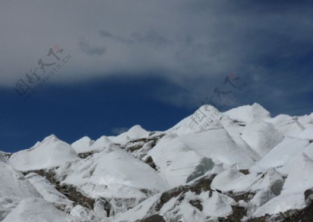 喀什的雪山图片