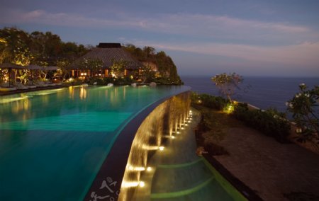 巴厘岛酒店泳池图片