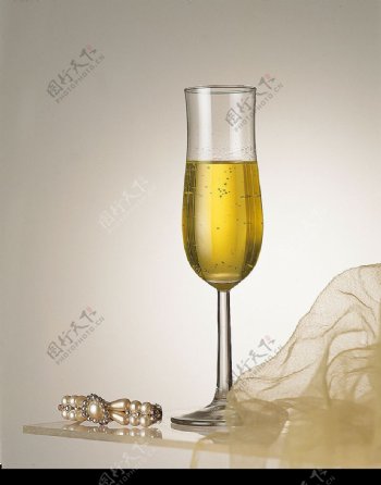 香槟酒杯三图片
