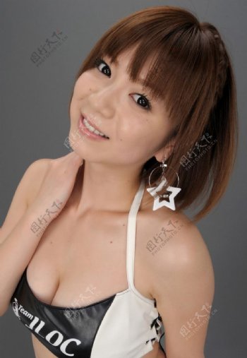 日本美女模特图片